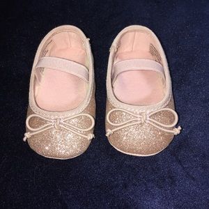 Baby Aldo dress shoes size 2